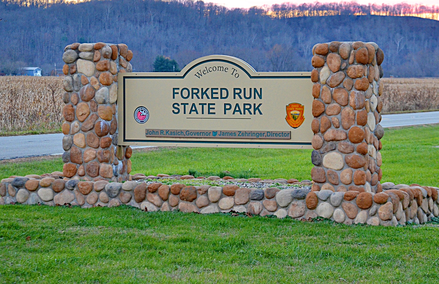 horizontal photo of the entrance sign at Forked Run State Park