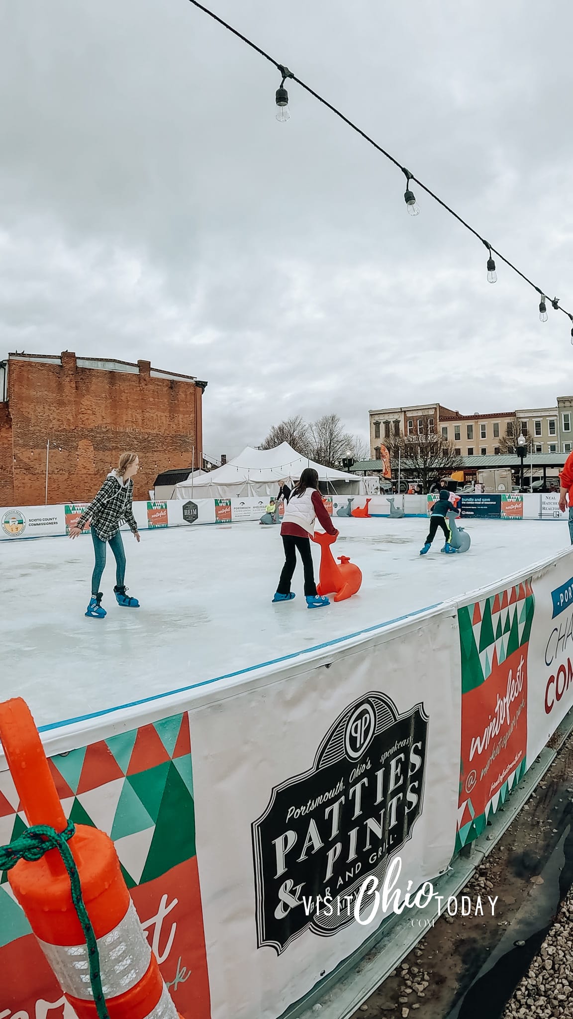 vertical photo of the ice skating rink at Winterfest at Market Square, Portsmouth. Photo credit: Cindy Gordon of VisitOhioToday.com