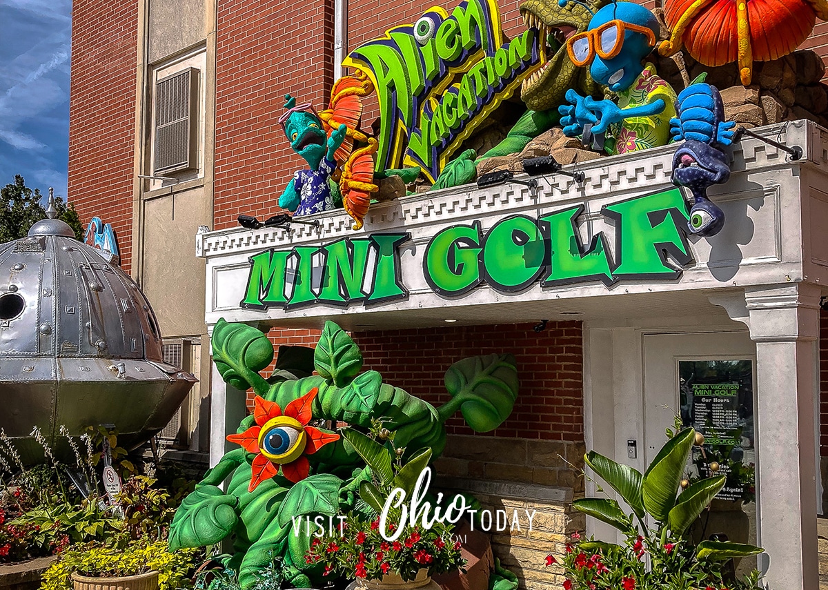 horizontal photo of the outside of Alien Vacation Mini Golf. Photo credit: Cindy Gordon of VisitOhioToday.com
